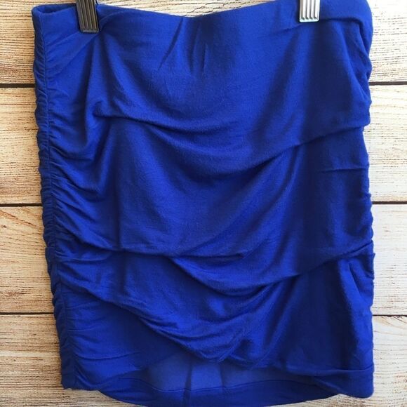 ‎FREE PEOPLE RUCHED TUBE TOP IN BLUE - Picture 2 of 4